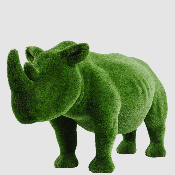 Doğanın gücünü yansıtan etkileyici bir duruş: Gergedan heykeli şimdi satışta.